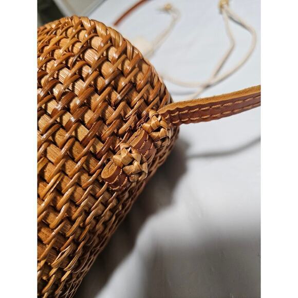 Rattan woven vintage purse. Leather strap. Handmade. Unique. Rare find.‎ Hippie. - Picture 11 of 14
